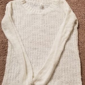 😲 SALE! White sweater!